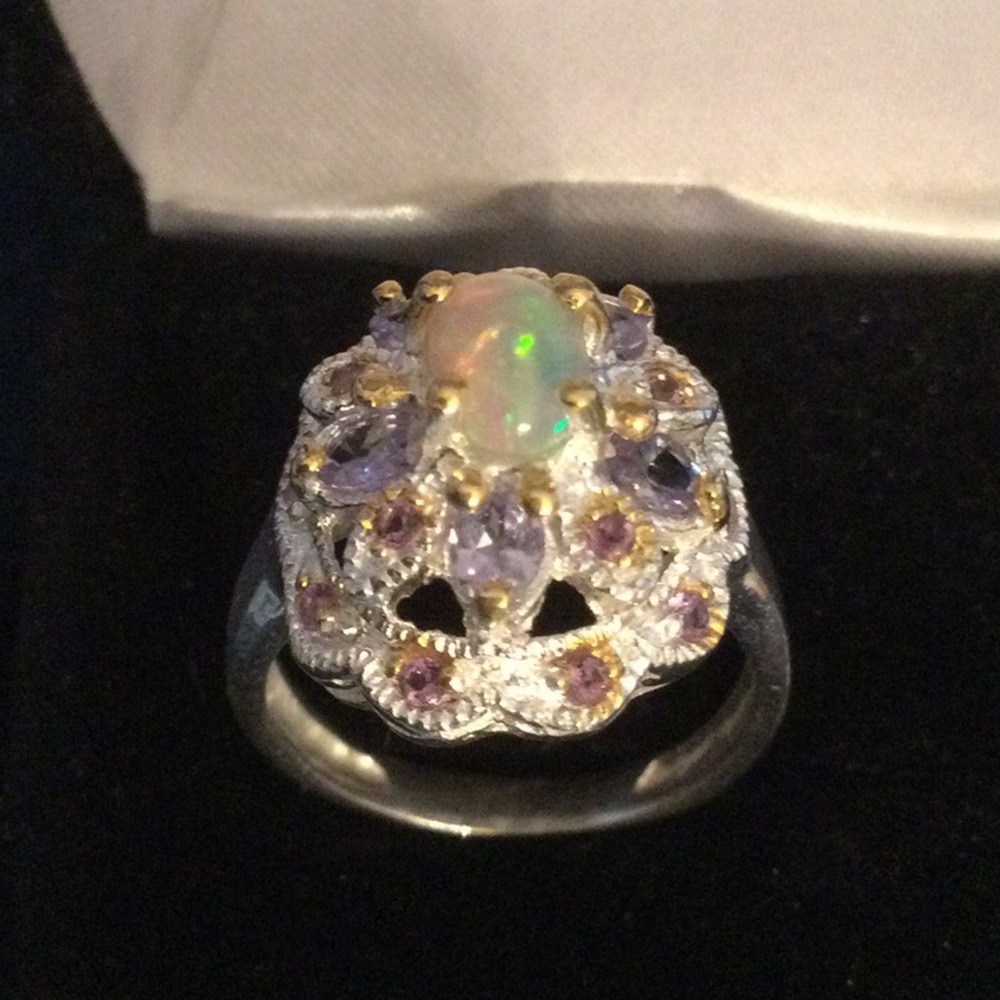 Outstanding AA+ Genuine Natural Opal with Tanzanite - Picture 10 of 14